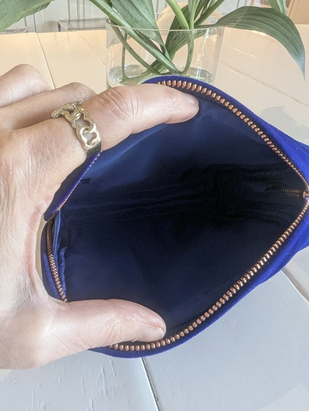NEW deep Blue Velvet Zippered Pouch / Clutch - Picture 3 of 4